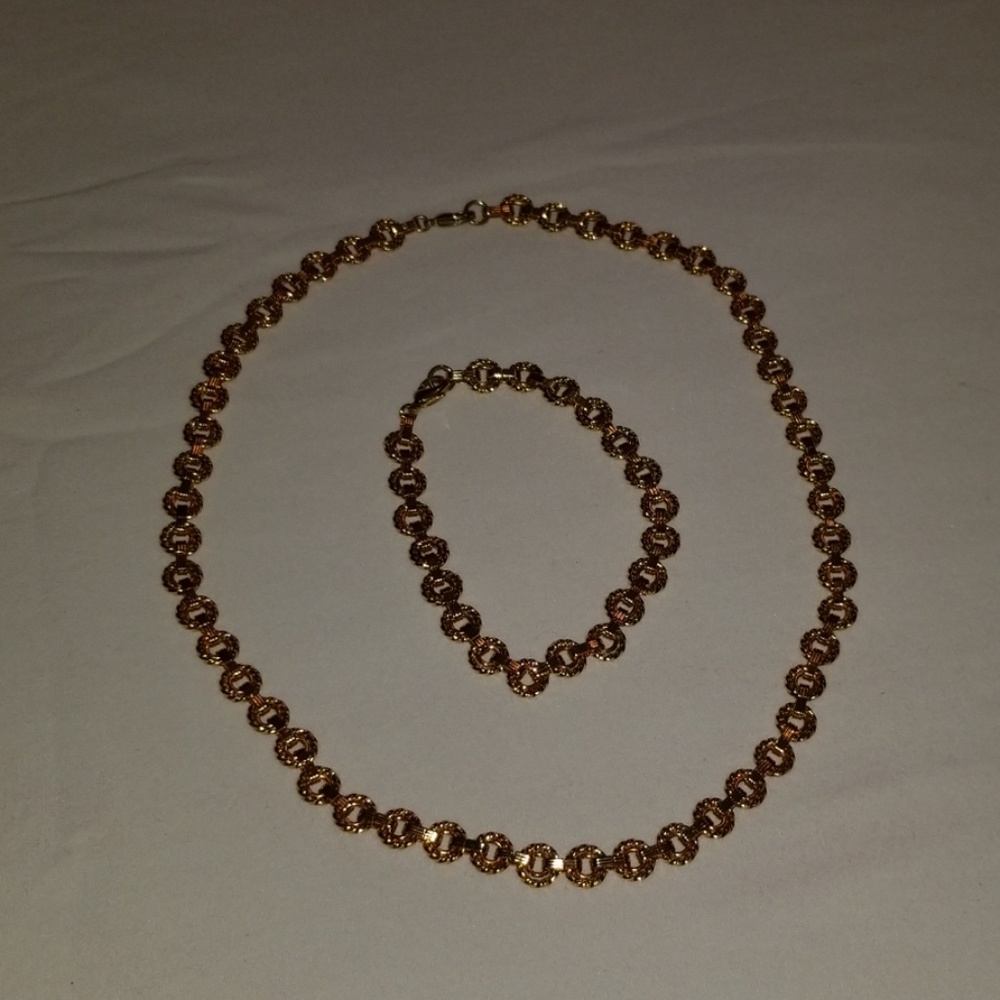 Fashion necklace and bracelet